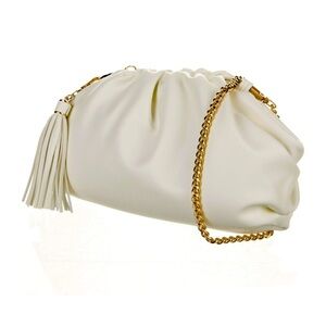 Understated Leather
Vegan Crescent Clutch Ivory